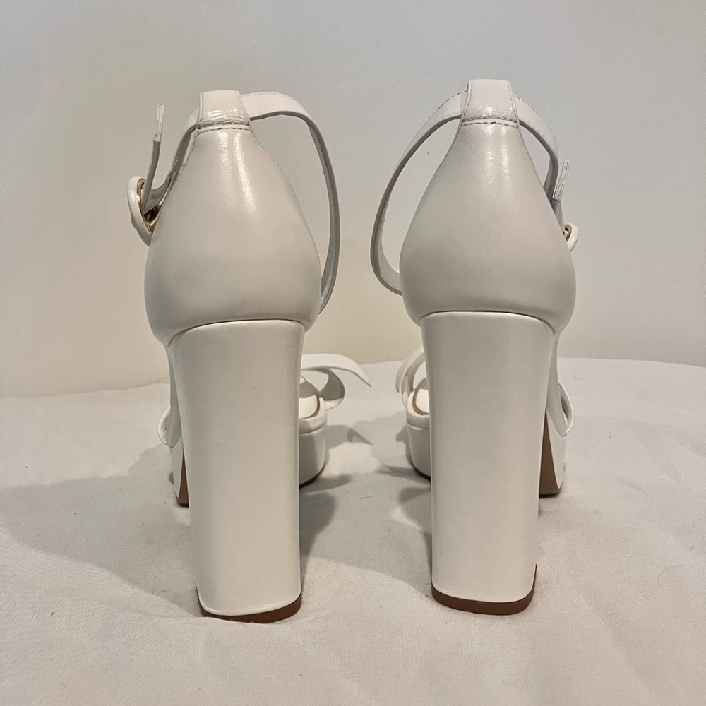 Alexandre Birman White “Clarita” Bridal heels - Picture 7 of 10
